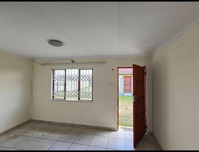 2 BEDROOM PROPERTY TO RENT IN NCAMBEDLANA